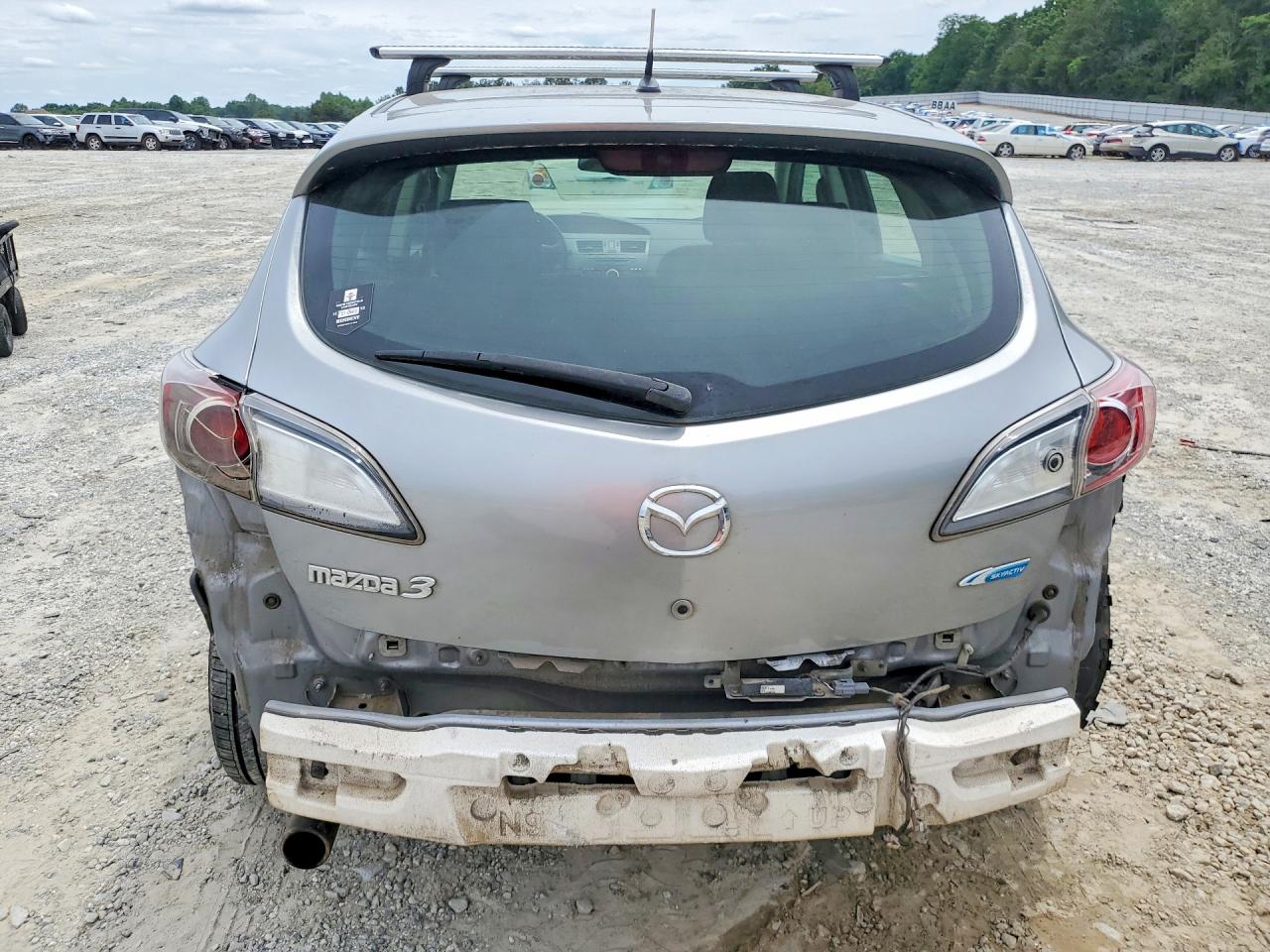 Mazda 3 I