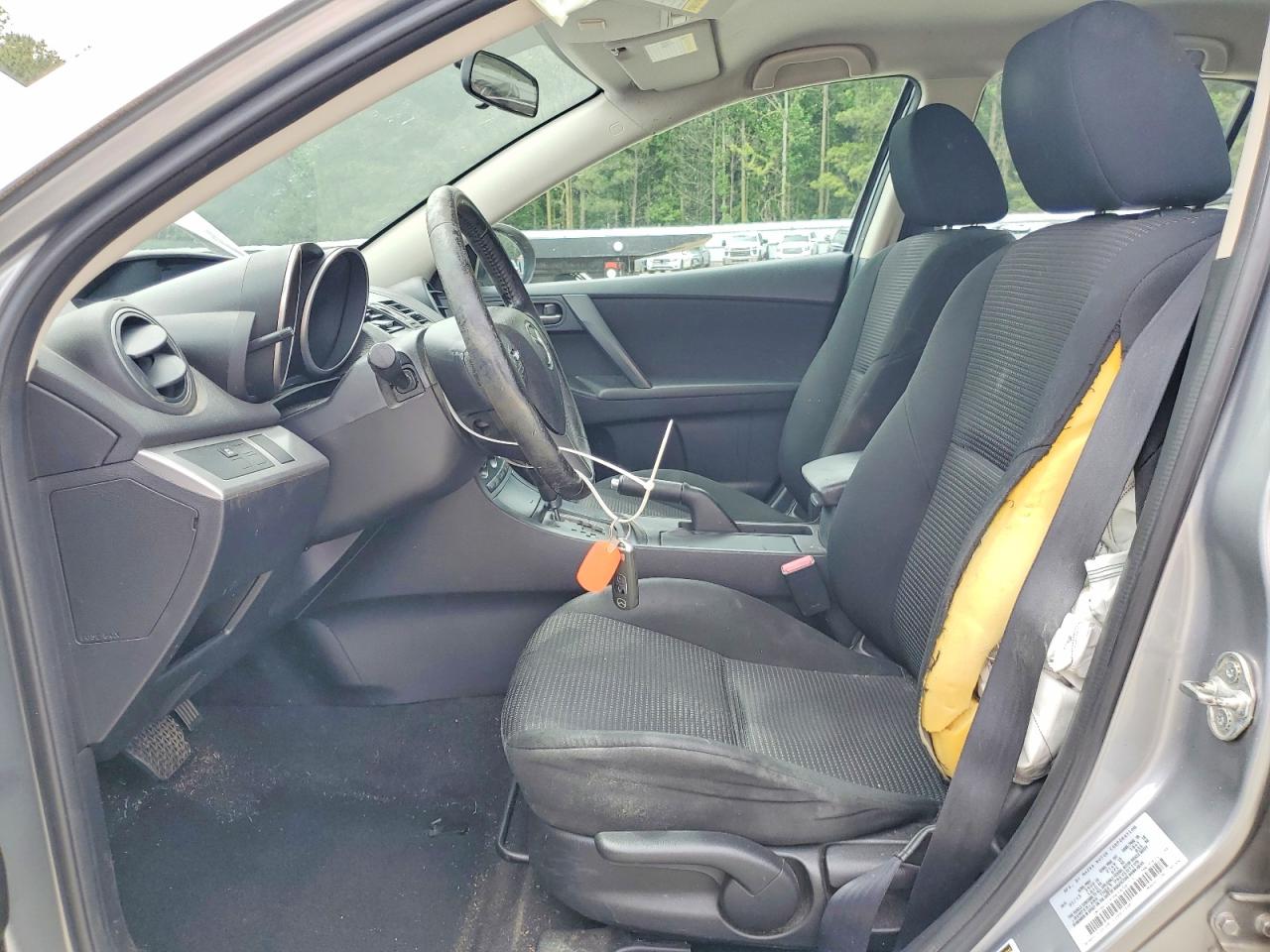 Mazda 3 I