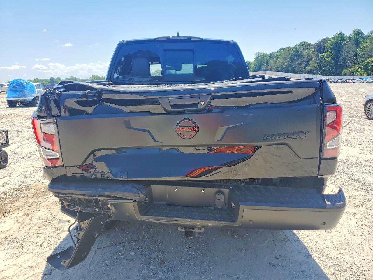 Nissan Titan Pro-4x