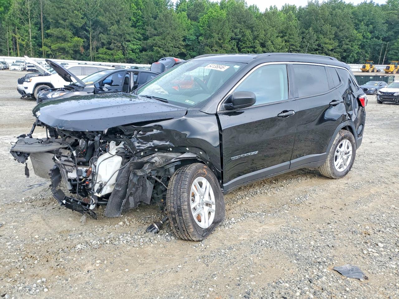 Salvage Jeep Compass Image