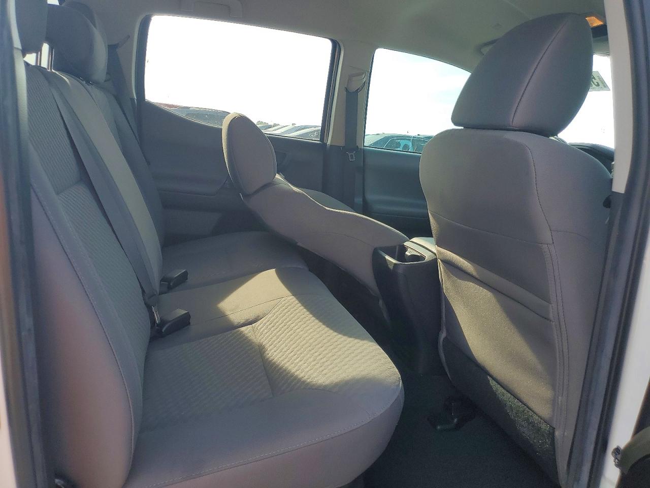 Toyota Tacoma Sr5 V6