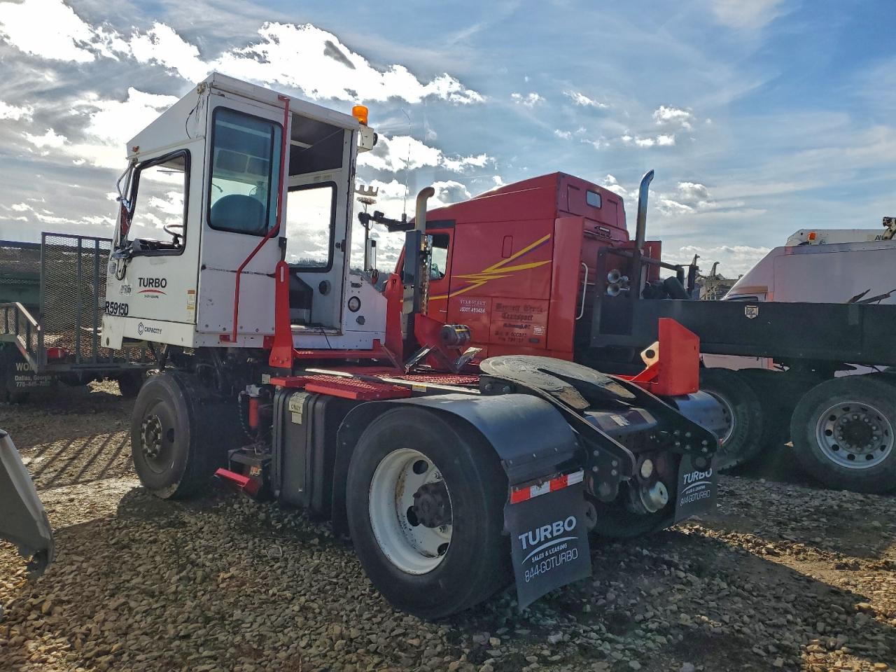 Capacity Yard Truck