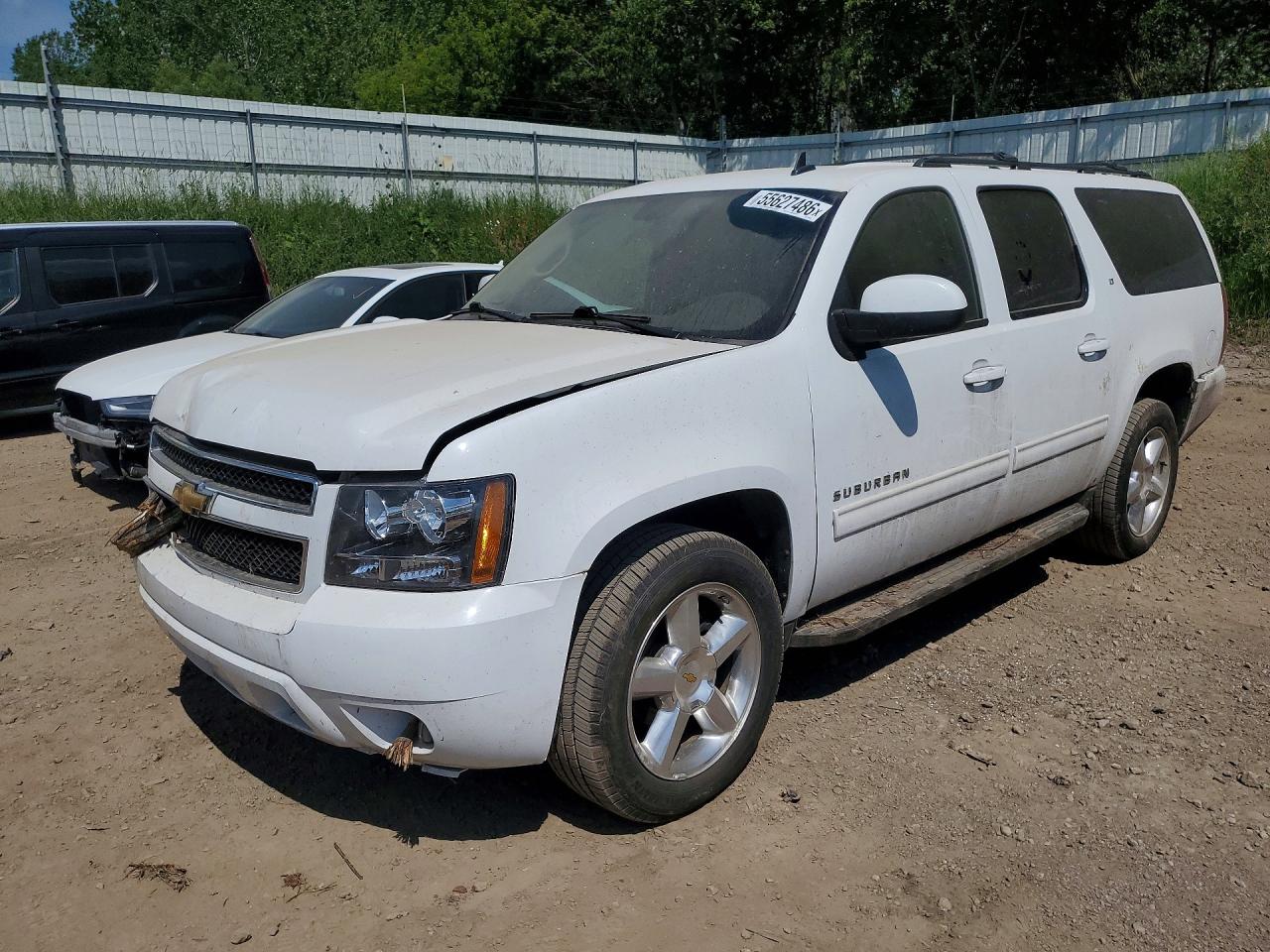 Salvage Chevrolet Suburban Image