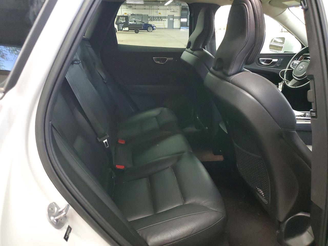 Volvo XC60 Plus
