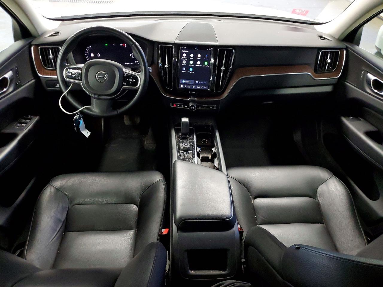 Volvo XC60 Plus
