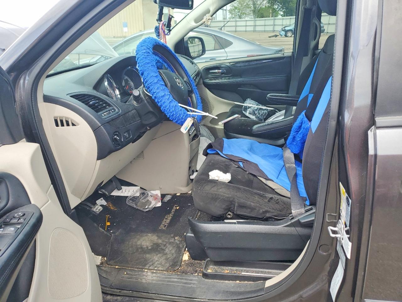 Dodge Caravan Se