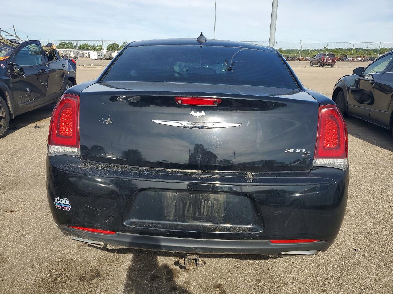 Chrysler 300 S