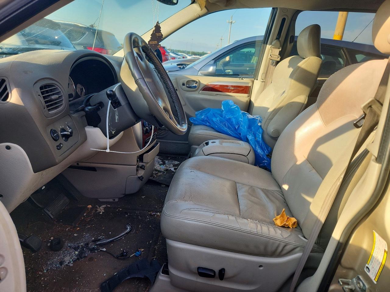 Chrysler Minivan Limited