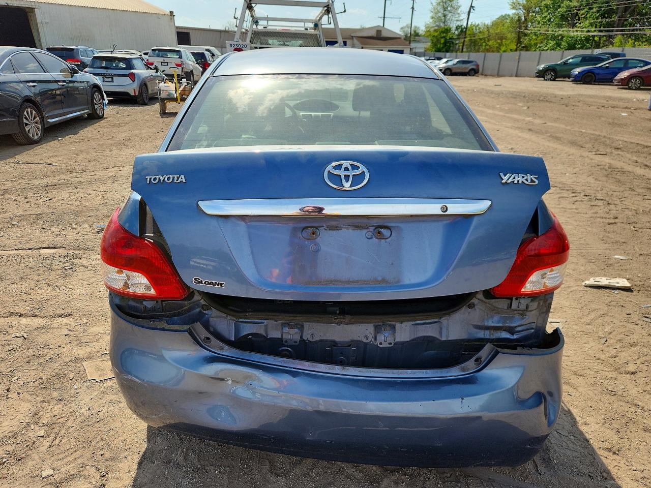 Toyota Yaris Base