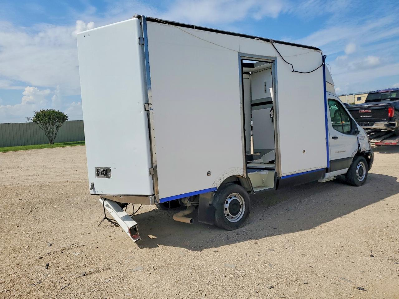 Ford Transit T-350