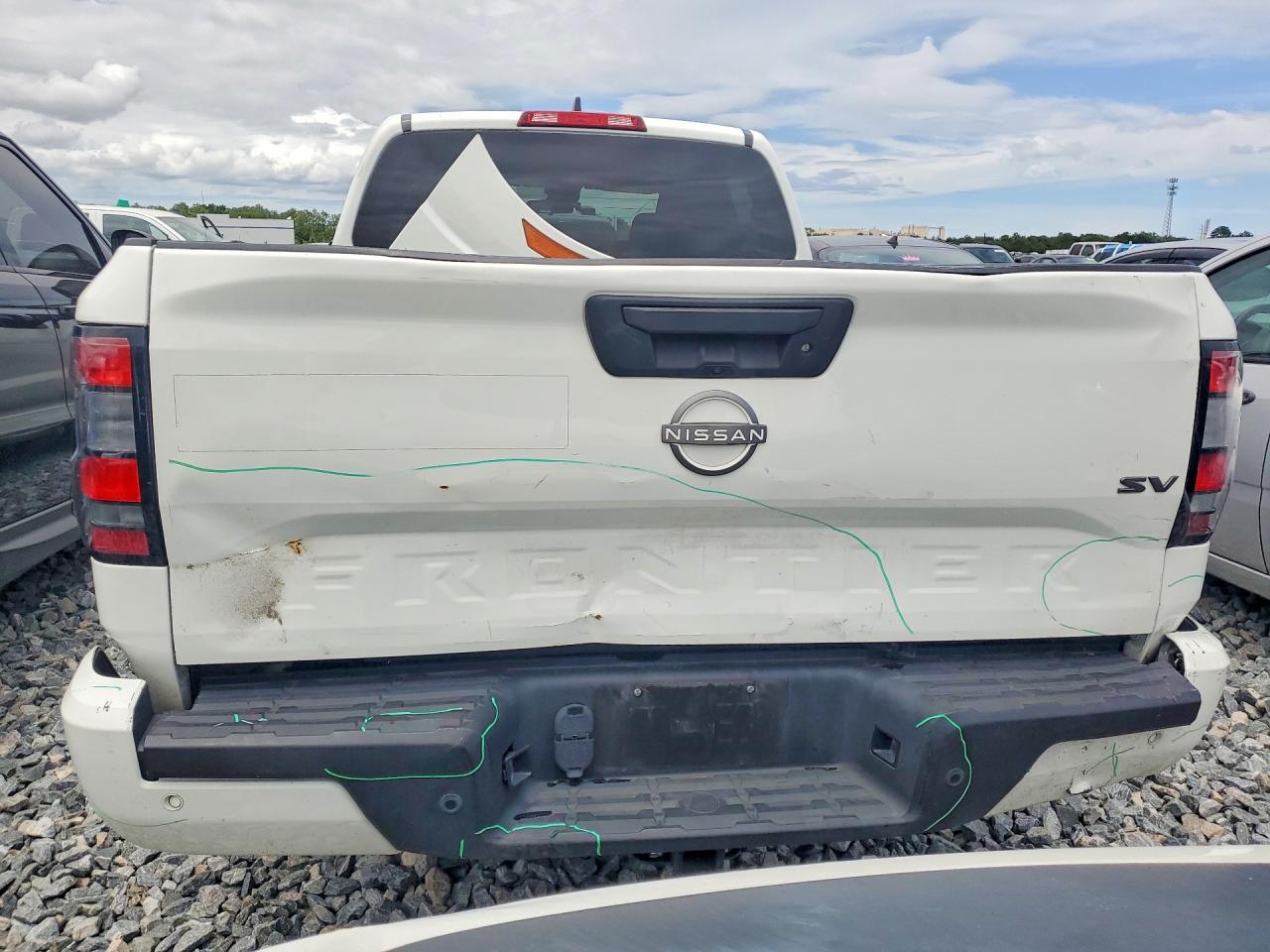 Nissan Frontier Sv
