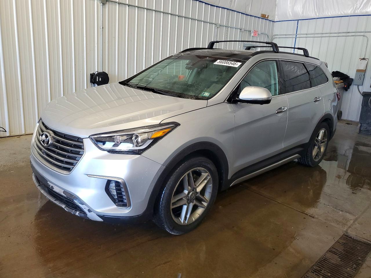 Salvage Hyundai SANTA FE Image