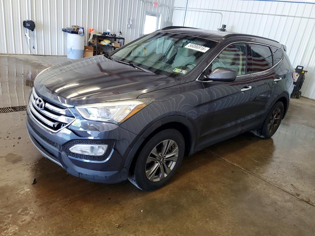 Salvage Hyundai SANTA FE Image