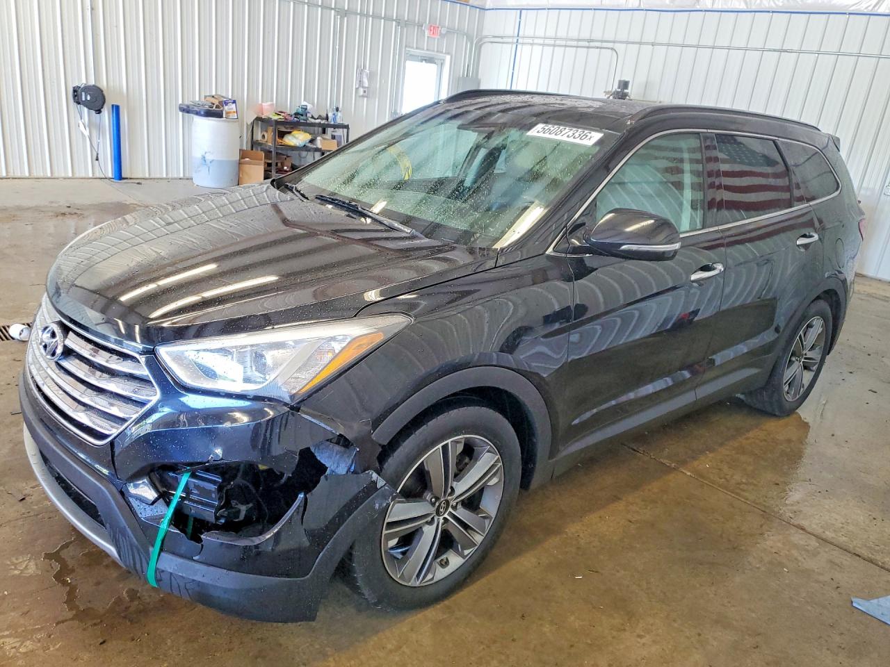 Salvage Hyundai SANTA FE Image