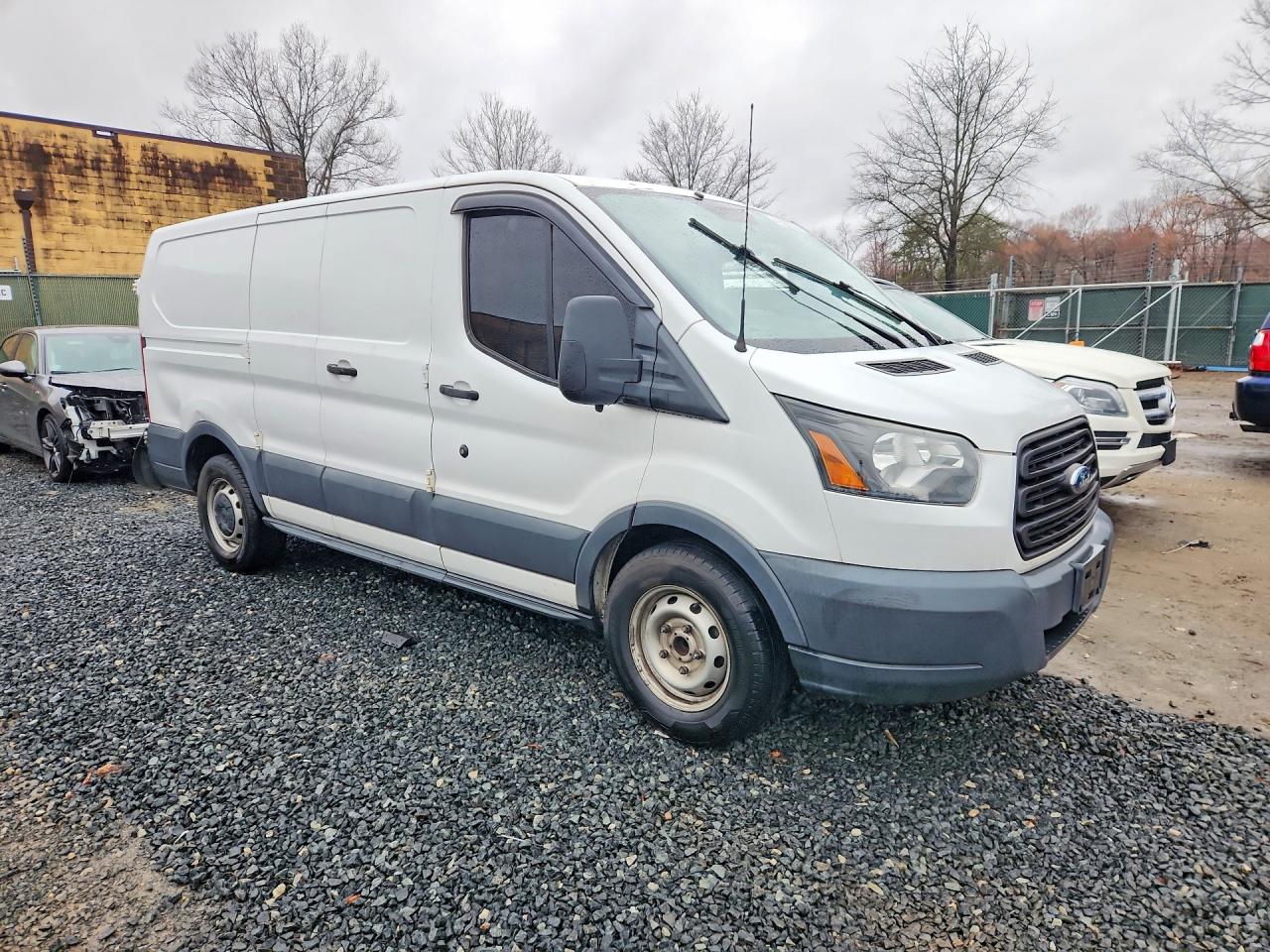 Ford Transit T-150