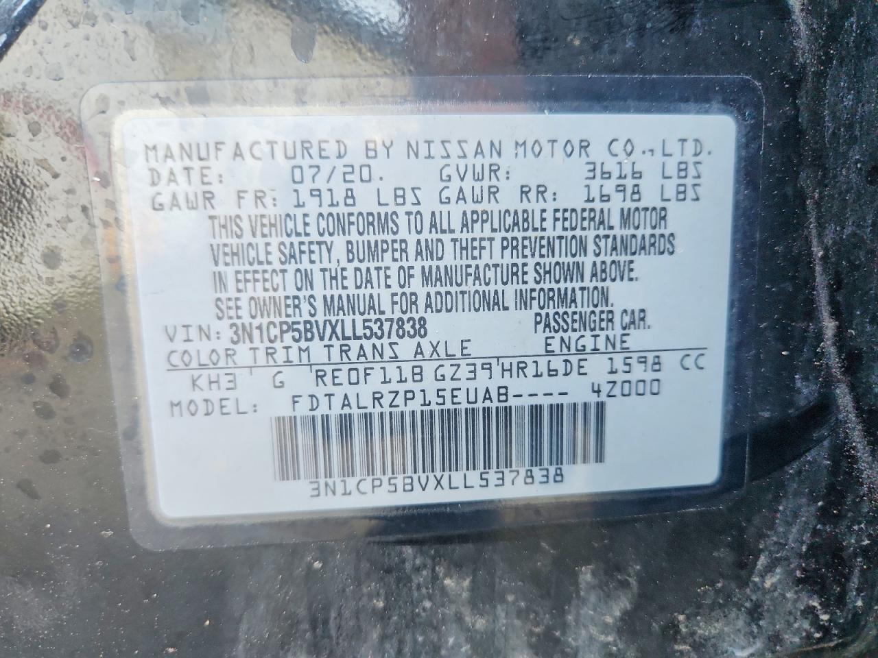 Nissan Kicks S