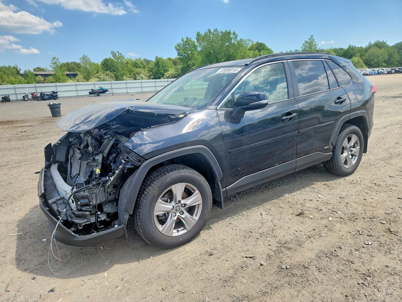 Salvage Toyota RAV4 Image