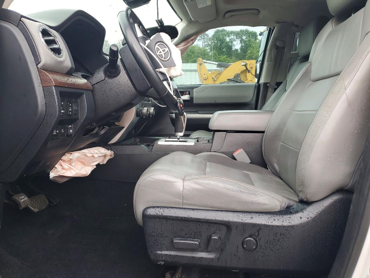 Toyota Tundra Crewmax Limited