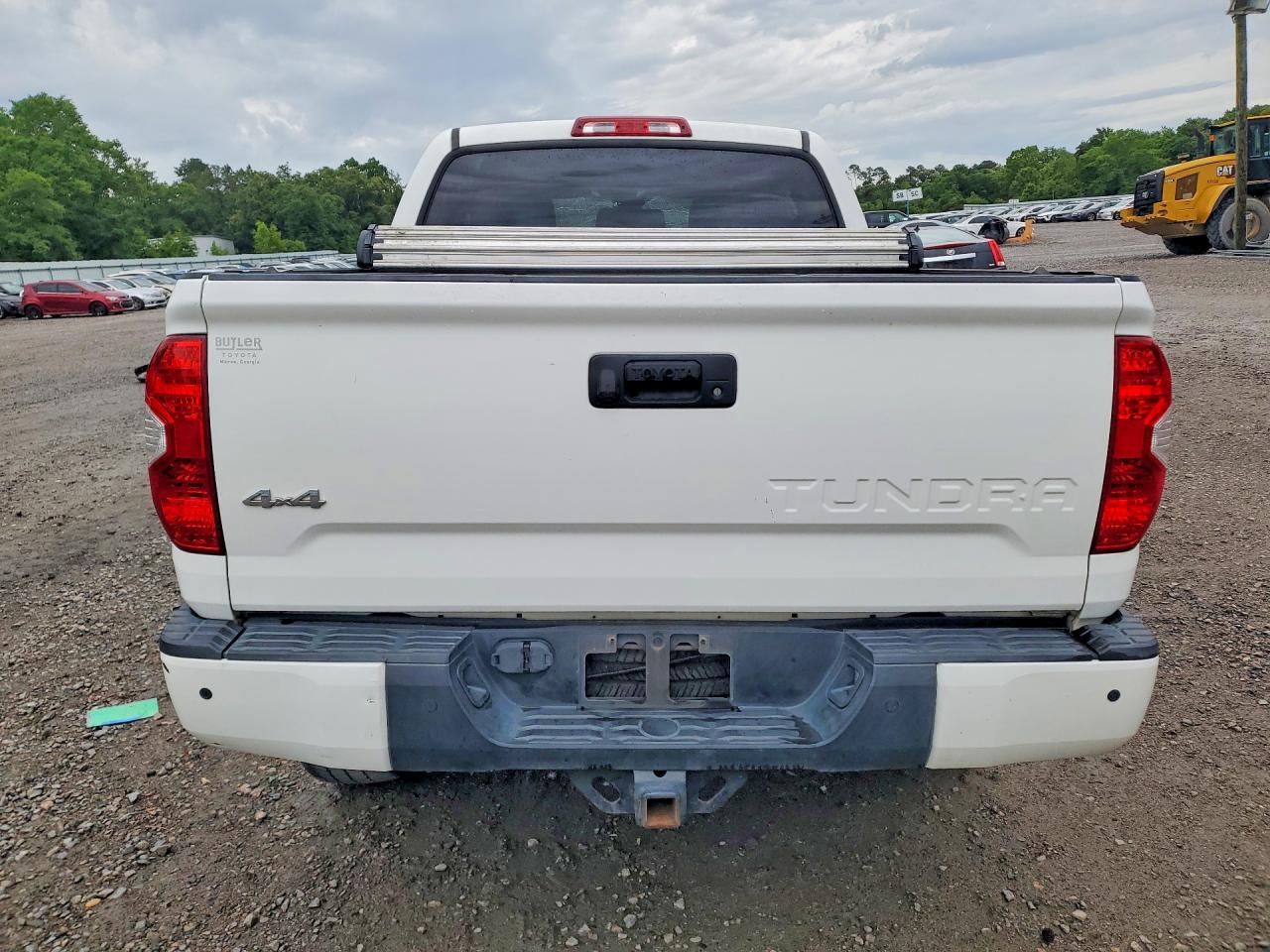 Toyota Tundra Crewmax Limited