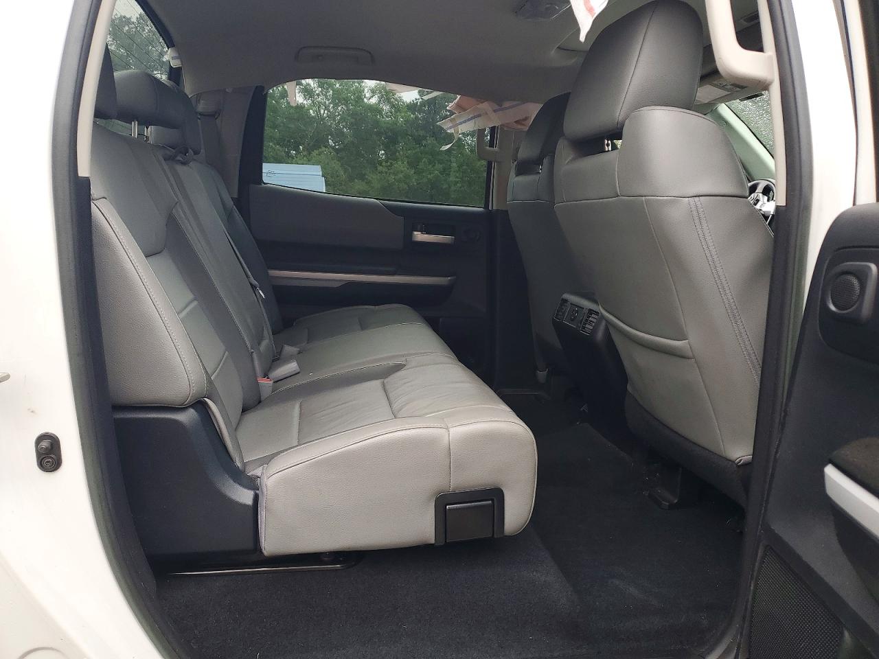 Toyota Tundra Crewmax Limited