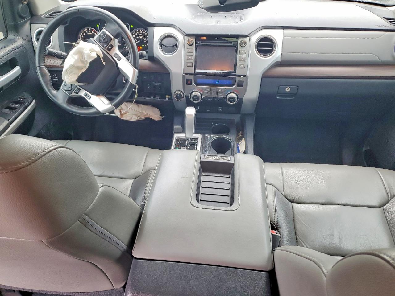 Toyota Tundra Crewmax Limited