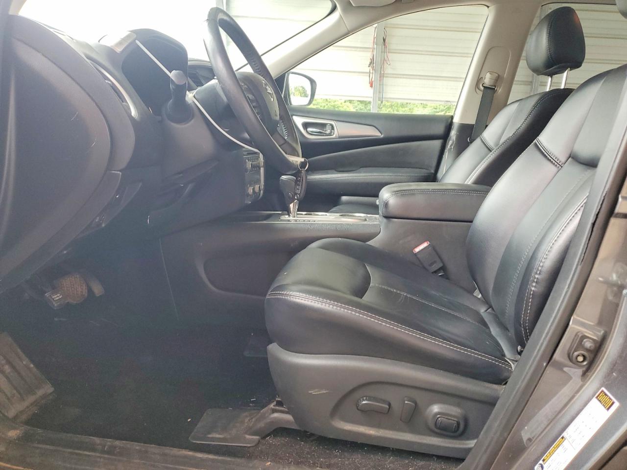 Nissan Pathfinder Sl