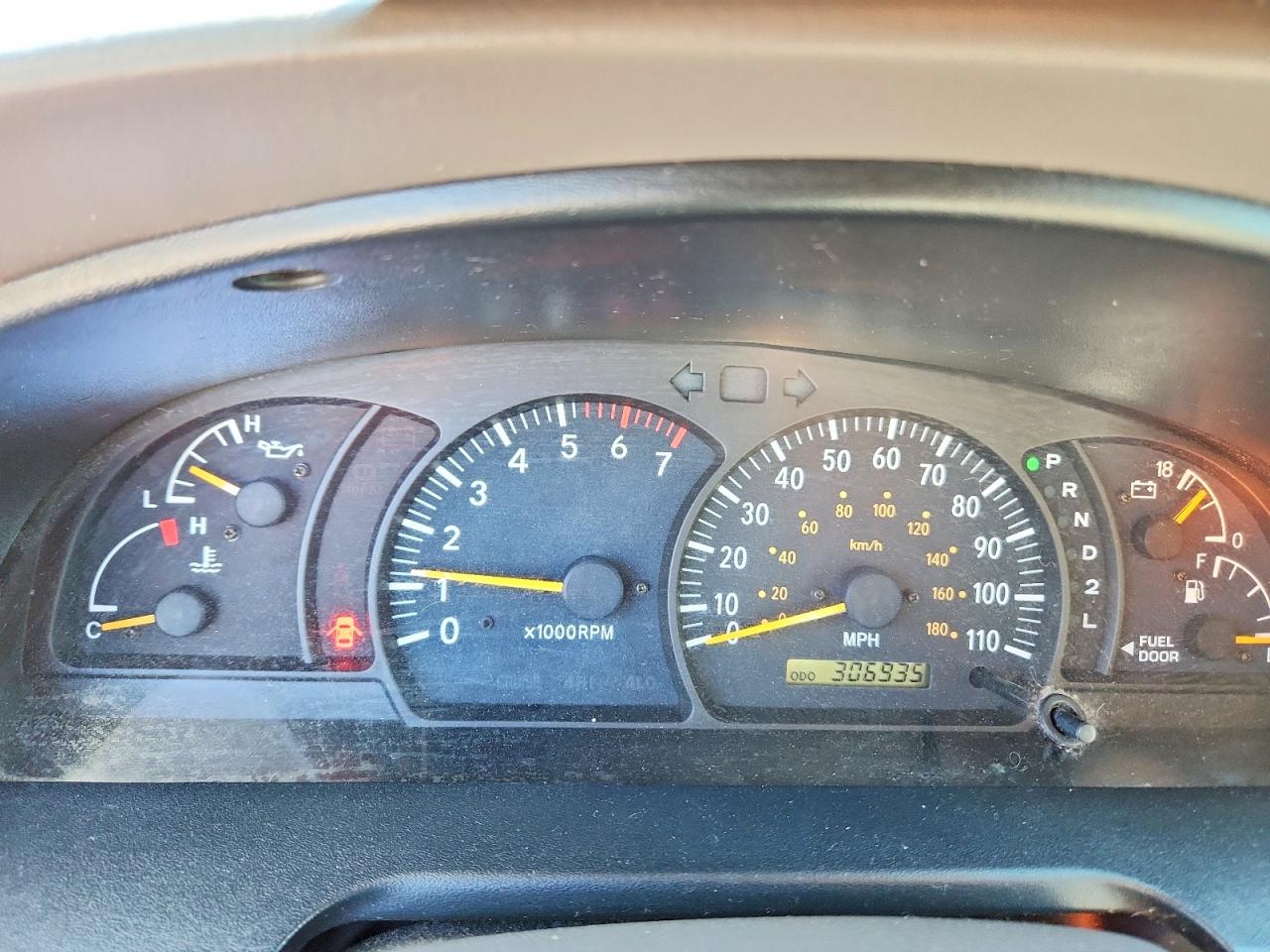 Toyota Tundra Sr5 V8