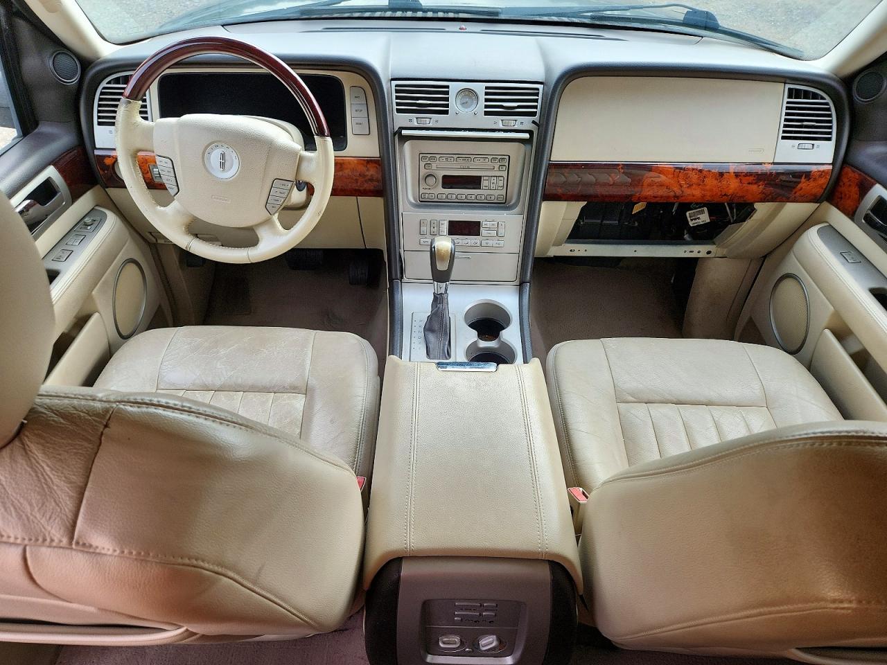 Lincoln Navigator