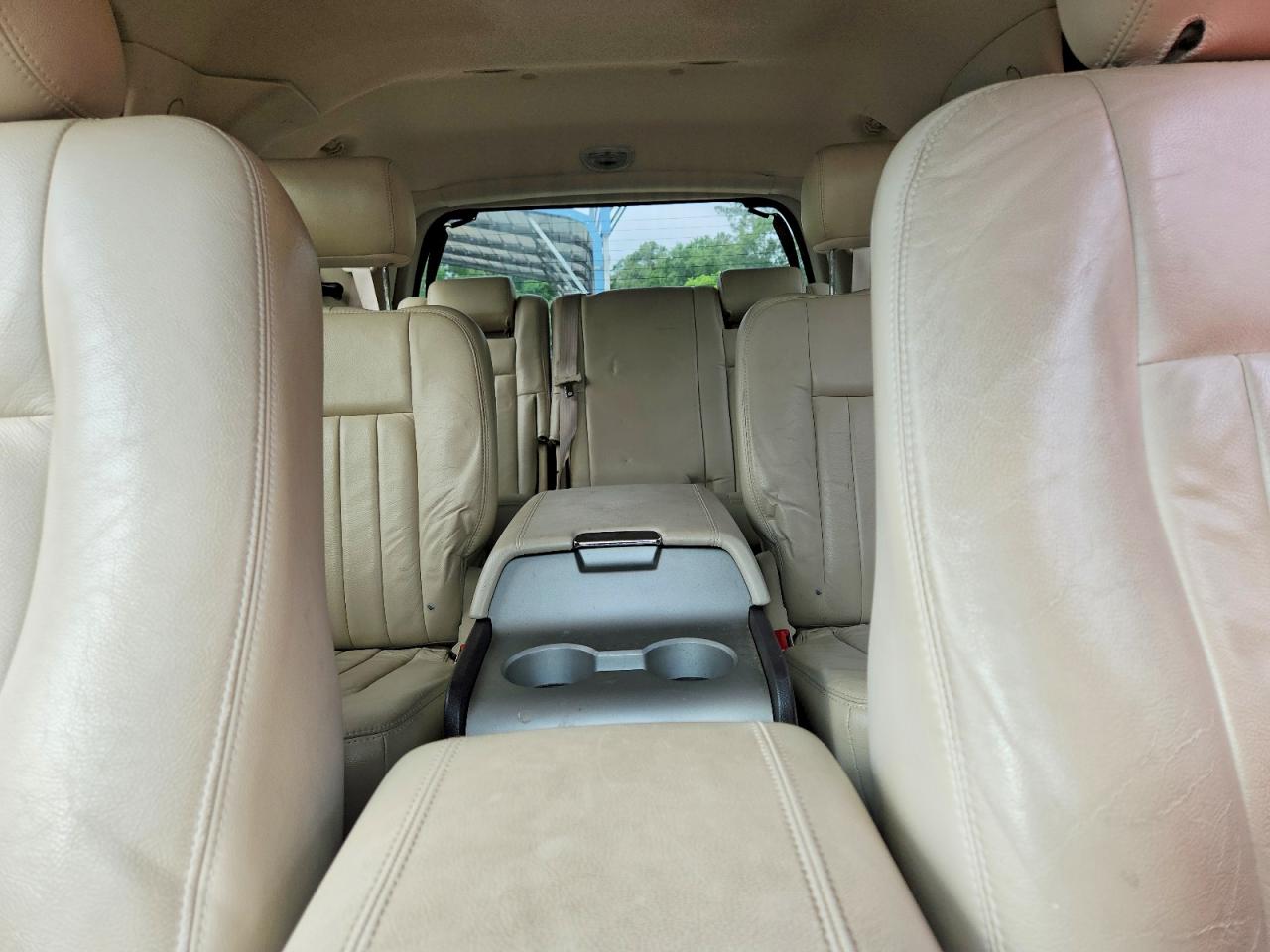 Lincoln Navigator