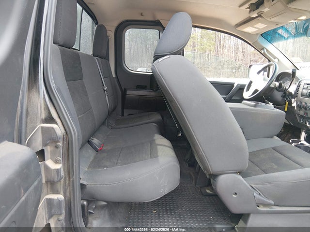 Nissan Titan S