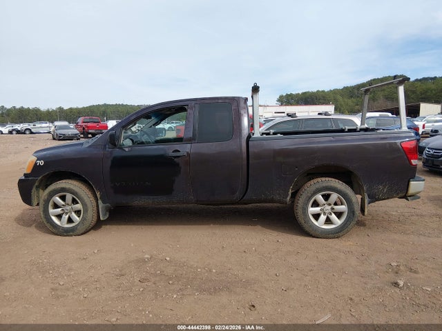 Nissan Titan S