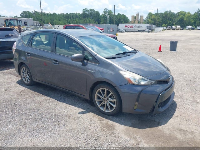 Salvage Toyota Prius v Image