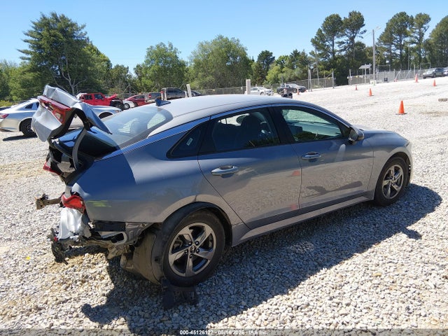 Kia K5 Lxs