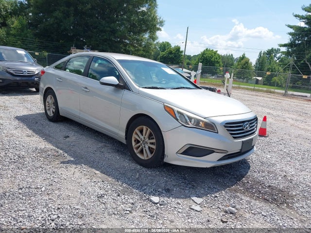 Salvage Hyundai SONATA Image