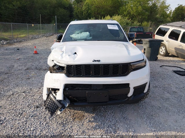 Jeep Grand Cherokee Altitude 4x2