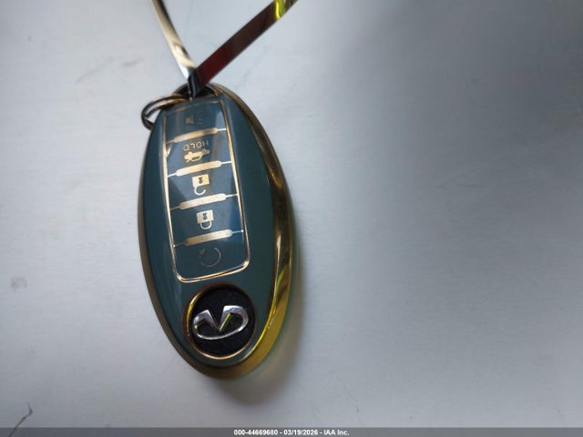 INFINITI Qx