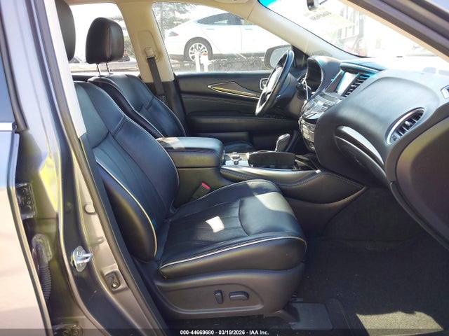 INFINITI Qx