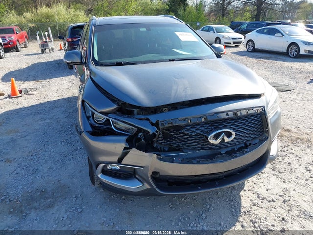 INFINITI Qx
