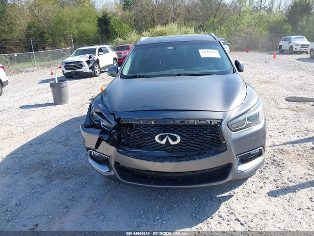 INFINITI Qx