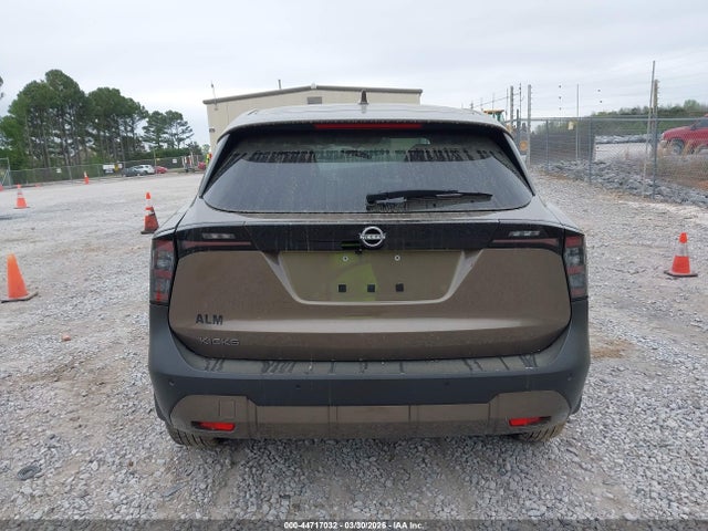 Nissan Kicks Sv Fwd