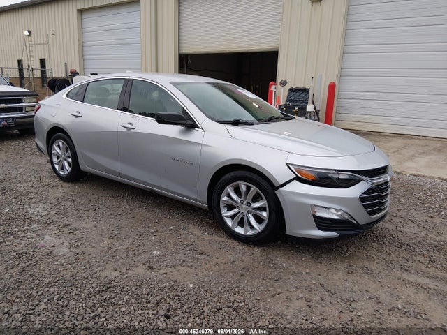 Salvage Chevrolet Malibu Image