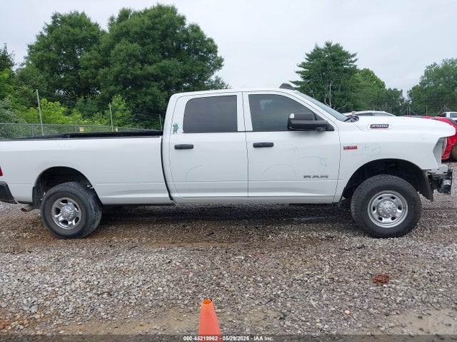 Ram 2500 Tradesman  4x4 8' Box