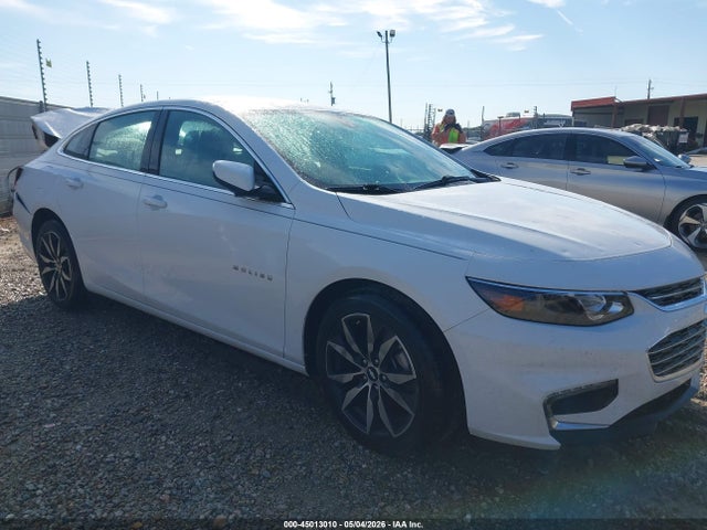 Salvage Chevrolet Malibu Image