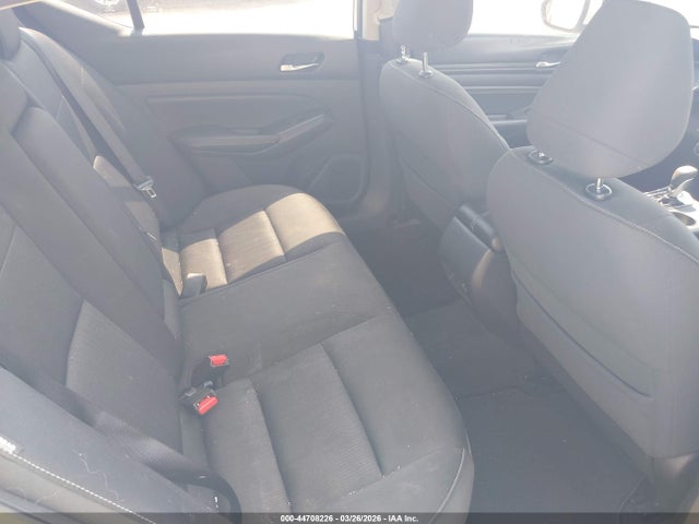 Nissan Altima S Fwd