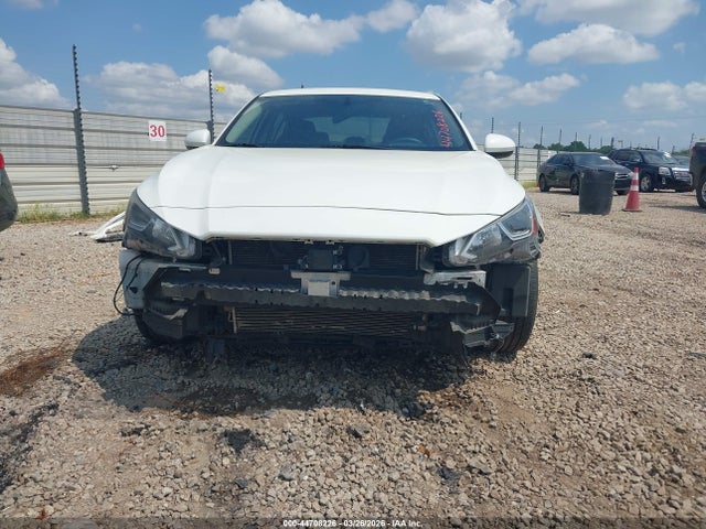Nissan Altima S Fwd