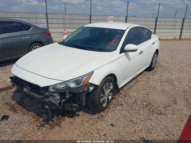 Nissan Altima S Fwd