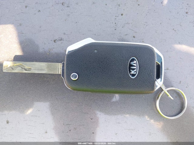 Kia Seltos S