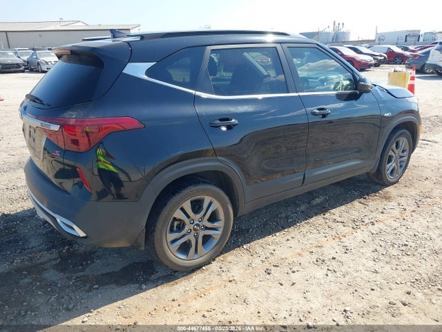 Kia Seltos S