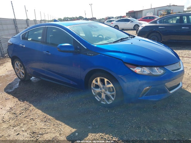Salvage Chevrolet Volt Image