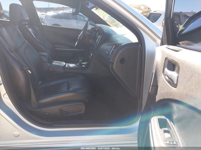 Dodge Charger Sxt Rwd